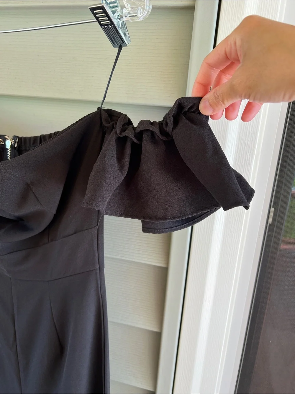 Revamped Off Shoulder Ruffle Jumpsuit size XS - Picture 3 of 6